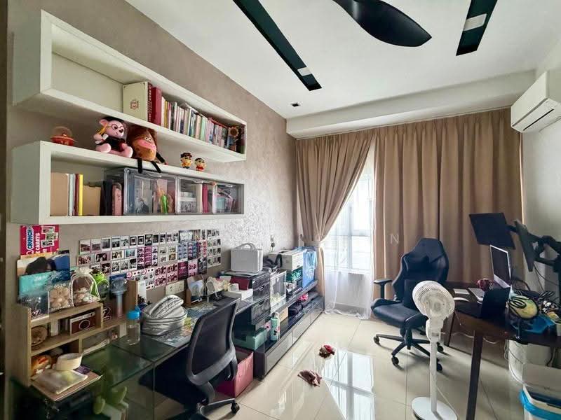 Rumah Berkembar untuk Dijual di Setia Alam (Selangor) - Dennix Chin - Study - PropertyGuru.com.my