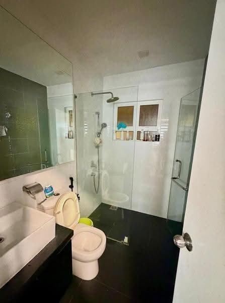 Rumah Berkembar untuk Dijual di Setia Alam (Selangor) - Dennix Chin - Bathroom - PropertyGuru.com.my