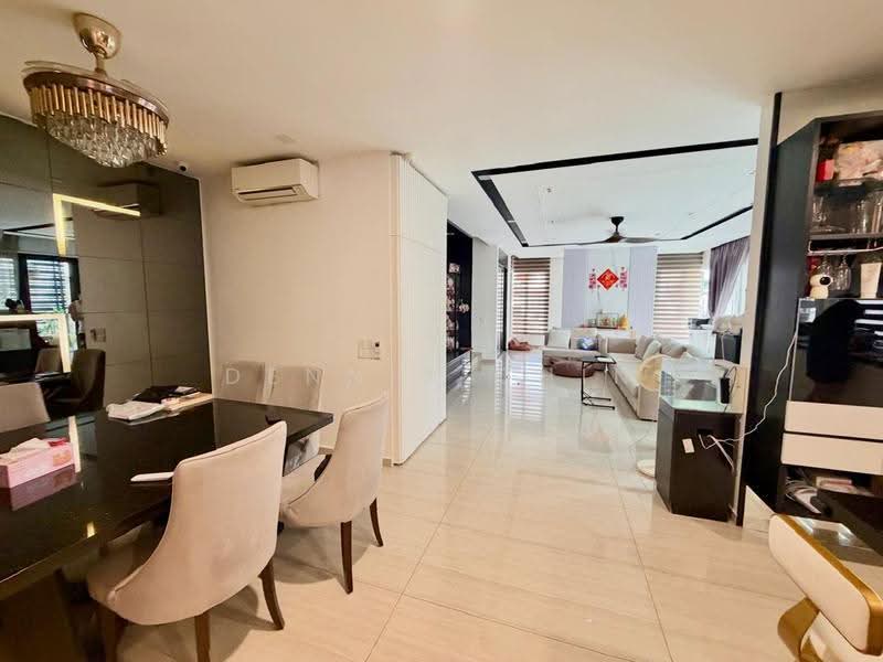 Rumah Berkembar untuk Dijual di Setia Alam (Selangor) - Dennix Chin - Living Room - PropertyGuru.com.my
