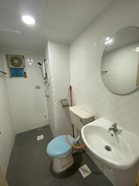 Kediaman Servis untuk Disewa di Rhythm Avenue - Evelyn Tan - Bathroom - PropertyGuru.com.my