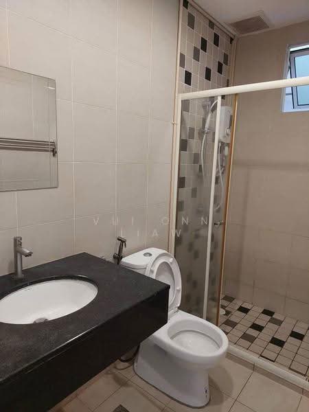 Kondominium untuk Disewa di Jesselton Condominium - Vui Onn Liaw - Bathroom - PropertyGuru.com.my