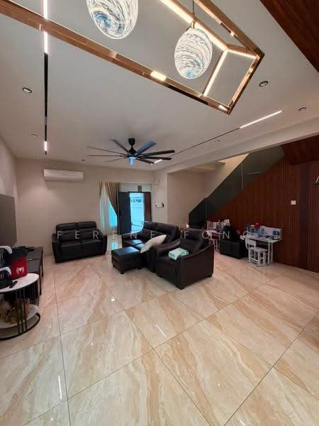 Rumah Teres 2-Tingkat untuk Dijual di Taman Austin Duta (Tebrau) - Ferene Fong - Living Room - PropertyGuru.com.my