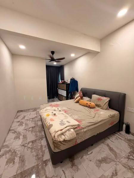 Rumah Teres 2-Tingkat untuk Dijual di Taman Austin Duta (Tebrau) - Ferene Fong - Bedroom - PropertyGuru.com.my