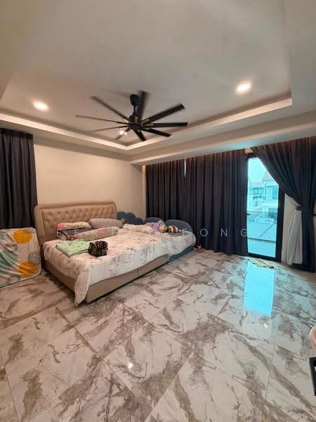 Rumah Teres 2-Tingkat untuk Dijual di Taman Austin Duta (Tebrau) - Ferene Fong - Bedroom - PropertyGuru.com.my