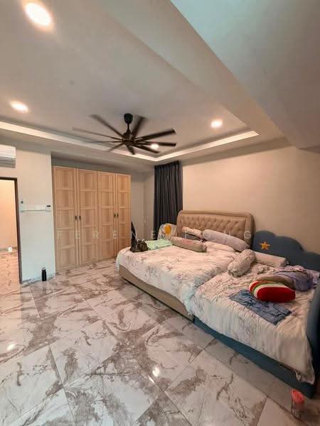 Rumah Teres 2-Tingkat untuk Dijual di Taman Austin Duta (Tebrau) - Ferene Fong - Bedroom - PropertyGuru.com.my