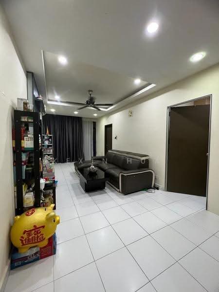 Pangsapuri untuk Dijual di Seri Austin Residence (Pangsapuri Seri Austin) - Kexin Hua - Living Room - PropertyGuru.com.my