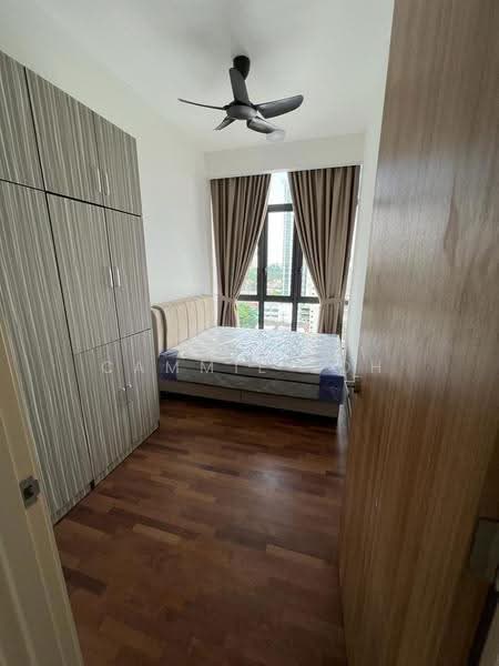 Kediaman Servis untuk Disewa di Avara - Cammie Loh - Bedroom - PropertyGuru.com.my