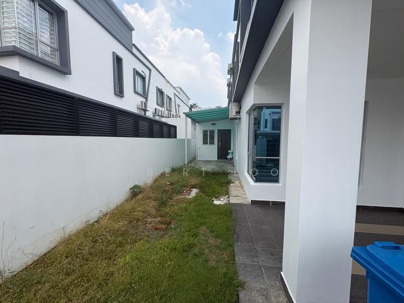 Cluster House for Sale in Klang (Selangor) - Albert Loo - Exterior - PropertyGuru.com.my