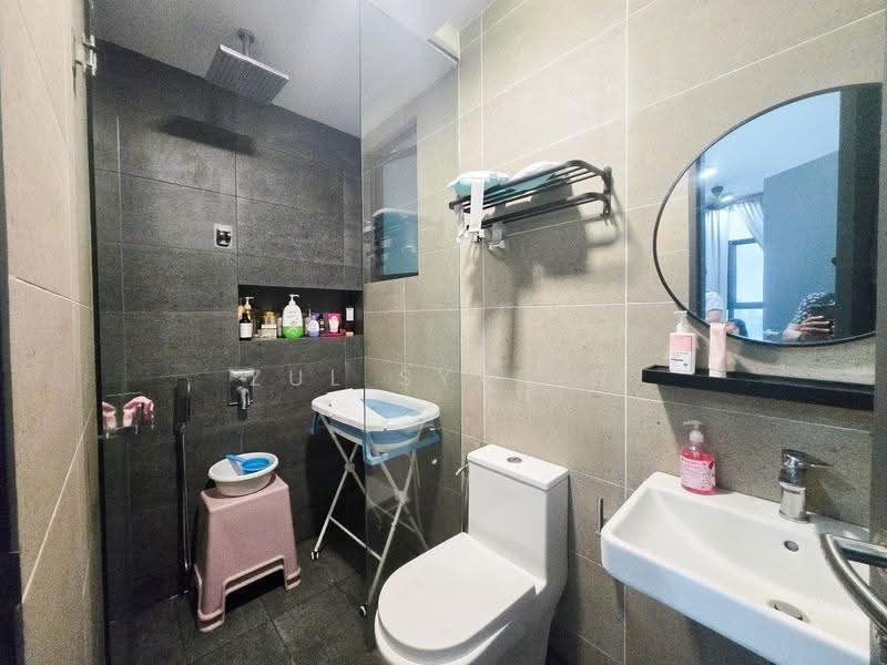 Kondominium untuk Dijual di The Valley Residences @ SkySierra - Zul Syafiq - Bathroom - PropertyGuru.com.my