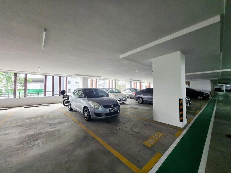 Kondominium untuk Dijual di The Valley Residences @ SkySierra - Zul Syafiq - Car Park - PropertyGuru.com.my