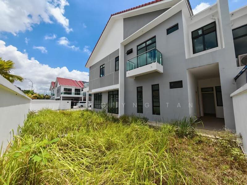 Cluster House for Sale in Austin (Johor Bahru) - Shiang Yng Tan - Exterior - PropertyGuru.com.my