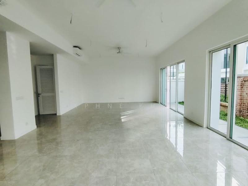 Rumah Berkembar untuk Disewa di Pulau Andaman (Tanjung Tokong) - Daphne Khor - Living Room - PropertyGuru.com.my
