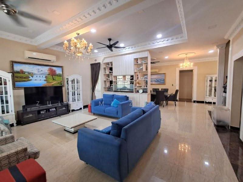 Bungalow House for Sale in Kajang (Selangor) - Zulhilmi Zakaria - Living Room - PropertyGuru.com.my