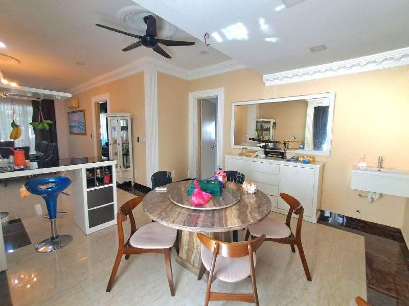 Bungalow House for Sale in Kajang (Selangor) - Zulhilmi Zakaria - Dining Room - PropertyGuru.com.my
