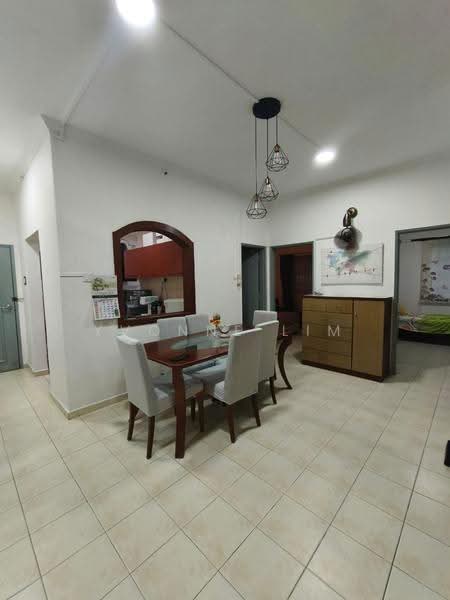 Kediaman Servis untuk Dijual di Prima Regency - Yvonne Lim - Dining Room - PropertyGuru.com.my