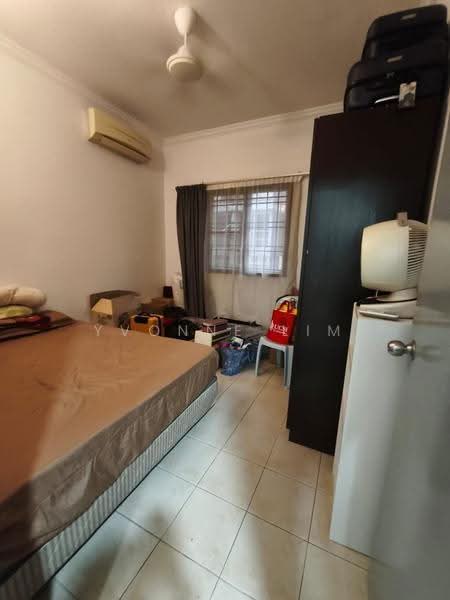 Kediaman Servis untuk Dijual di Prima Regency - Yvonne Lim - Bedroom - PropertyGuru.com.my