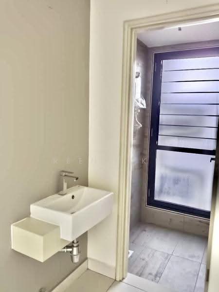 Service Residence for Sale at Arte Mont Kiara - Reen Loke - Bathroom - PropertyGuru.com.my