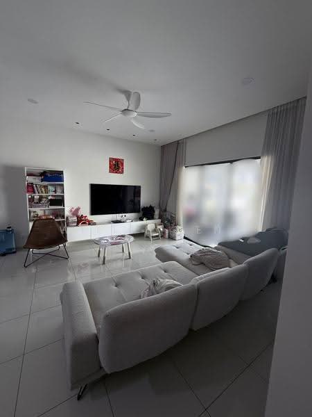 2.5-storey Terraced House for Rent in Jade Hills (Kajang) - Willie Teng - Living Room - PropertyGuru.com.my