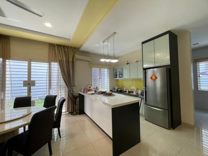 Rumah Banglo untuk Disewa di Kajang (Selangor) - Willie Teng - Kitchen - PropertyGuru.com.my