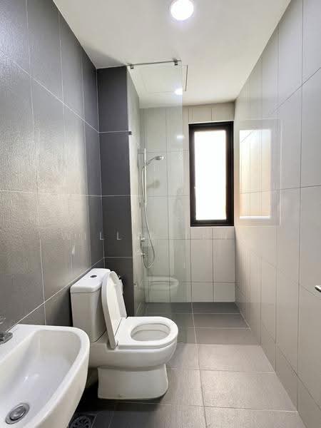 Rumah Berkembar untuk Dijual di Bandar Sungai Long (Selangor) - Willie Teng - Bathroom - PropertyGuru.com.my
