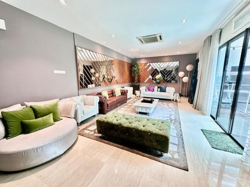Bungalow House for Sale in Taman Melawati (Ulu Kelang) - Willie Teng - Living Room - PropertyGuru.com.my
