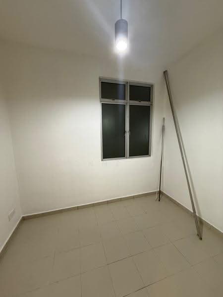 Kediaman Servis untuk Dijual di Lake View Suites - Yvonne Lim - Interior - PropertyGuru.com.my