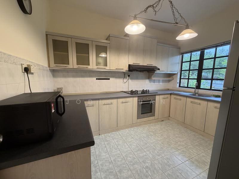 Townhouse for Sale in Meru Valley (Ipoh) - Jodie Kuan - Kitchen - PropertyGuru.com.my