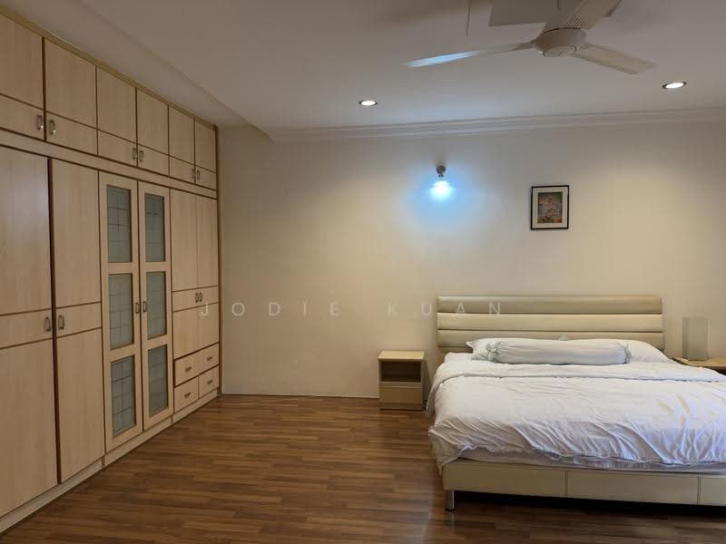 Townhouse for Sale in Meru Valley (Ipoh) - Jodie Kuan - Master Bedroom - PropertyGuru.com.my