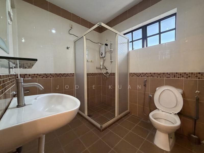 Townhouse for Sale in Meru Valley (Ipoh) - Jodie Kuan - Sharing Bathroom - PropertyGuru.com.my