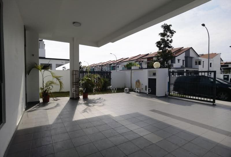 Rumah Teres 2-Tingkat untuk Dijual di Setia Utama (Setia Alam) - Eve Wong - Exterior - PropertyGuru.com.my