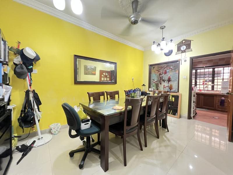 Rumah Berkembar untuk Dijual di Bandar Kinrara Seksyen 6 (Bandar Kinrara) - Willie Teng - Dining Room - PropertyGuru.com.my