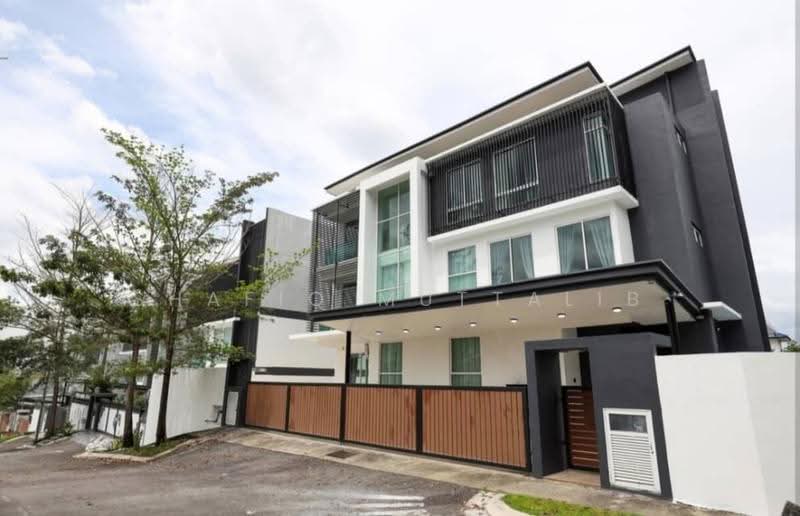 Rumah Berkembar untuk Disewa di Taman Desa Ros (Kajang) - Shafiq Muttalib - Exterior - PropertyGuru.com.my
