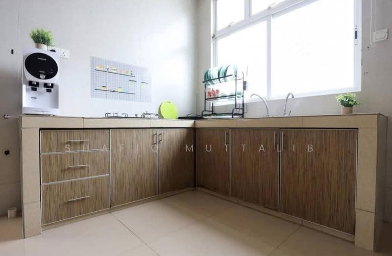 Rumah Berkembar untuk Disewa di Taman Desa Ros (Kajang) - Shafiq Muttalib - Kitchen - PropertyGuru.com.my