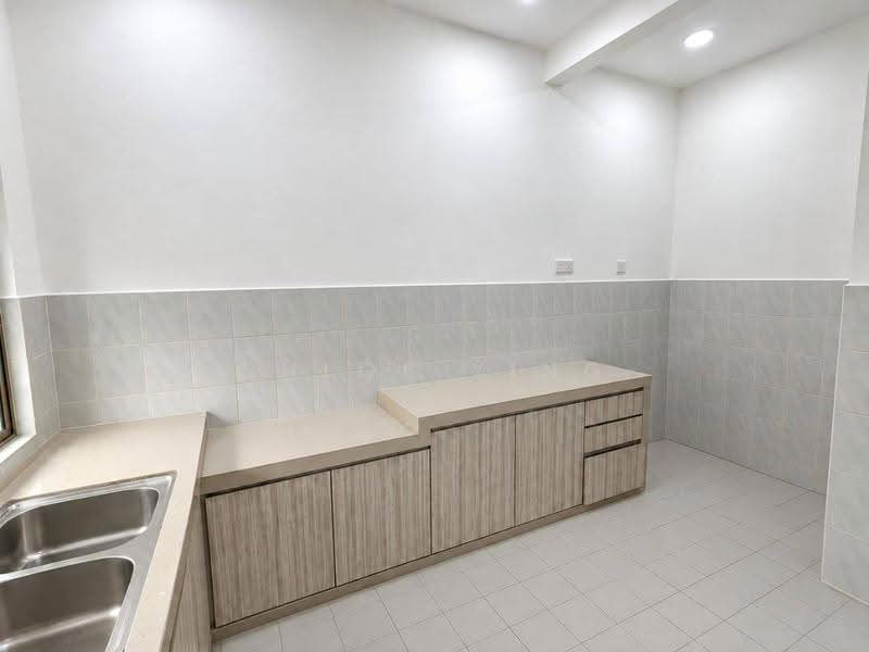 1-storey Terraced House for Sale in Johor Bahru (Johor) - Chloe Ying - Kitchen - PropertyGuru.com.my
