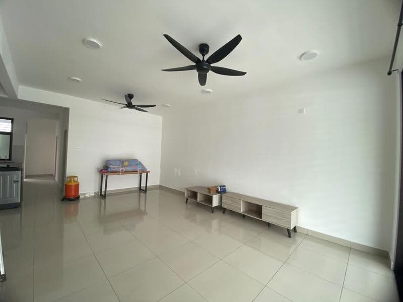 Rumah Teres 2-Tingkat untuk Disewa di Mutiara Hills (Semenyih) - Penny Loh - Living Room - PropertyGuru.com.my