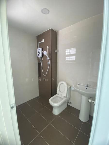 Rumah Teres 2-Tingkat untuk Disewa di Mutiara Hills (Semenyih) - Penny Loh - Bathroom - PropertyGuru.com.my