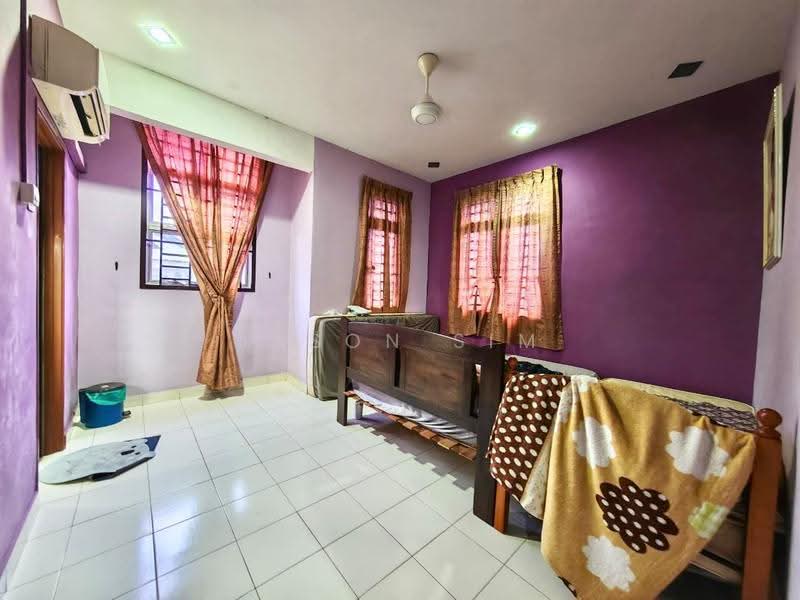 2-storey Terraced House for Sale in Bandar Seri Alam (Masai) - Jason Sim - Bedroom - PropertyGuru.com.my