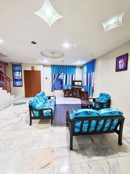 2-storey Terraced House for Sale in Bandar Seri Alam (Masai) - Jason Sim - Living Room - PropertyGuru.com.my