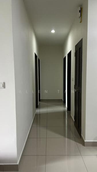 Condominium for Rent at The Henge - Allen Tan - Corridor - PropertyGuru.com.my
