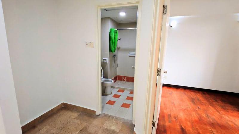 Condominium for Sale at Bungaraya Condominium - Duncan Lee - Bathroom - PropertyGuru.com.my
