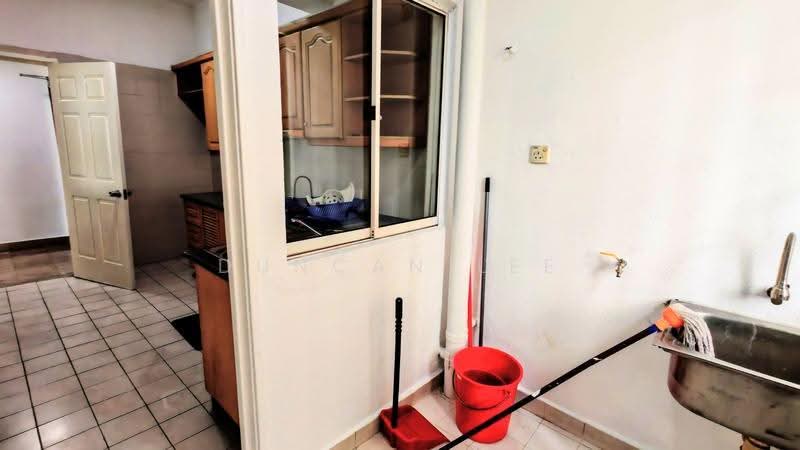 Condominium for Sale at Bungaraya Condominium - Duncan Lee - Kitchen - PropertyGuru.com.my