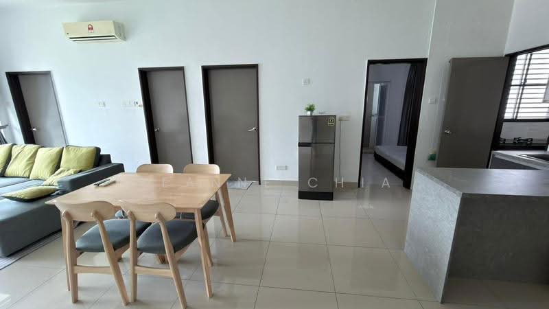 Kediaman Servis untuk Disewa di SkyVille 8 @ Benteng 8 - Leanne Chia - Living Room - PropertyGuru.com.my