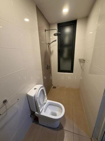 Kediaman Servis untuk Disewa di SkyVille 8 @ Benteng 8 - Leanne Chia - Bathroom - PropertyGuru.com.my