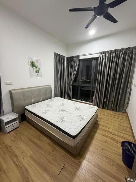 Kediaman Servis untuk Disewa di SkyVille 8 @ Benteng 8 - Leanne Chia - Bedroom - PropertyGuru.com.my