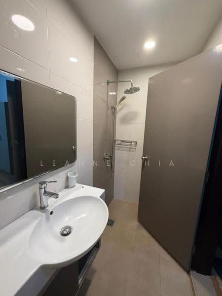 Kediaman Servis untuk Disewa di SkyVille 8 @ Benteng 8 - Leanne Chia - Bathroom - PropertyGuru.com.my