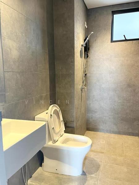 Kediaman Servis untuk Disewa di The Birch - Vincent Tan - Bathroom - PropertyGuru.com.my