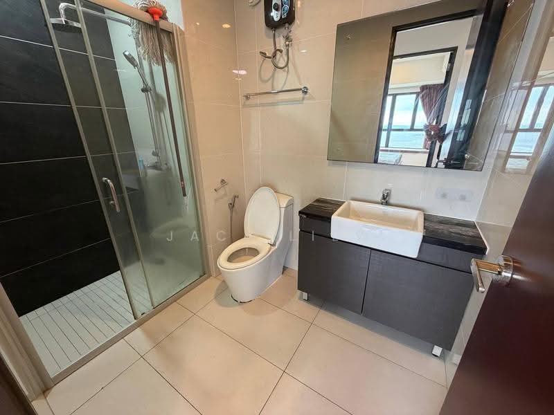 Condominium for Rent at Kings Bay @ Country Garden Danga Bay - Jack Liew - Bathroom - PropertyGuru.com.my