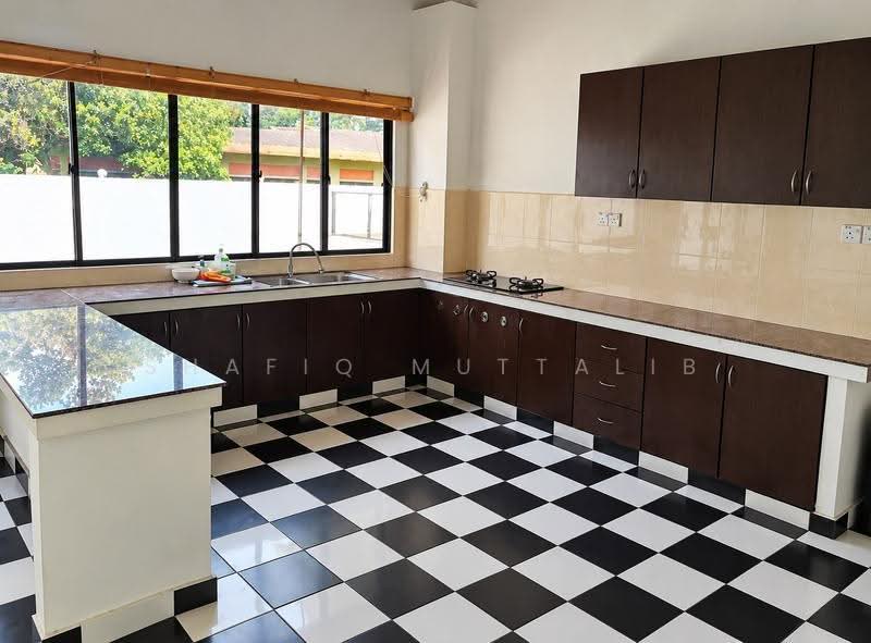 Bungalow House for Rent in Taman Duta (Bukit Tunku (Kenny Hills)) - Shafiq Muttalib - Kitchen - PropertyGuru.com.my