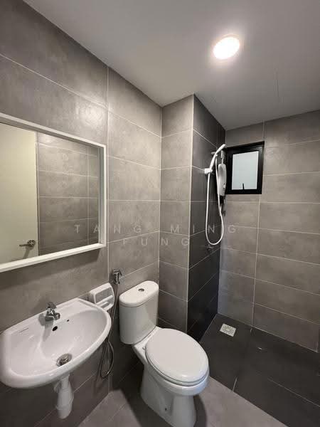 Kondominium untuk Disewa di The Olive - Tang Ming Fung - Bathroom - PropertyGuru.com.my