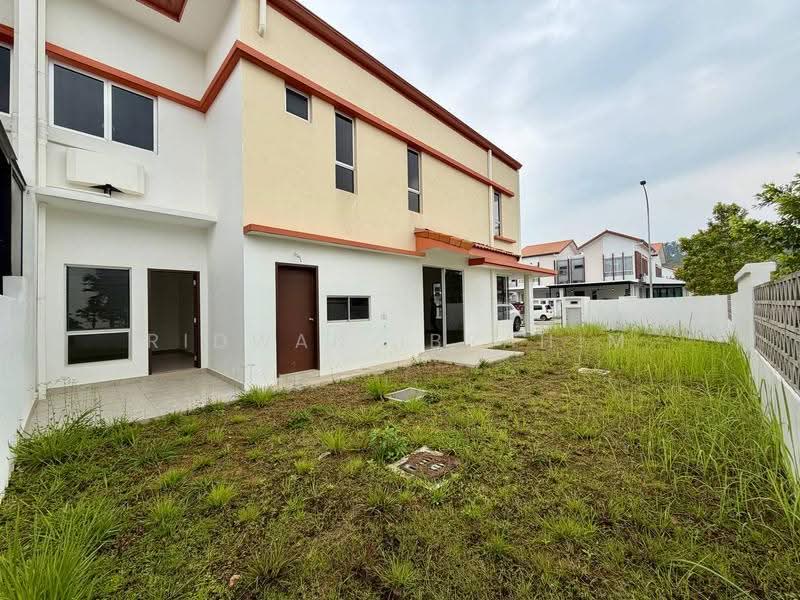 Rumah Berkembar untuk Dijual di Alam Sari (Bangi) - Ridwan Ibrahim - Exterior - PropertyGuru.com.my